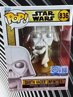Funko Pop! Vinyl: Darth Vader Specialty Series # 836 (Nib) With Pop Protector